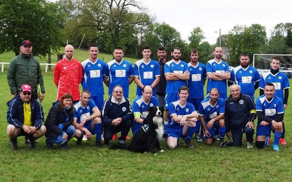 FOOT - De nouveaux maillots pour l'AJSLM