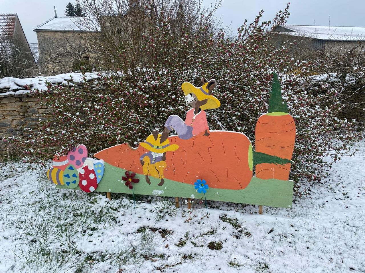 Les lapins de Pâques sous la neige ...